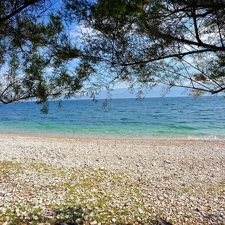 Dalmatia アパート スティヴァン
